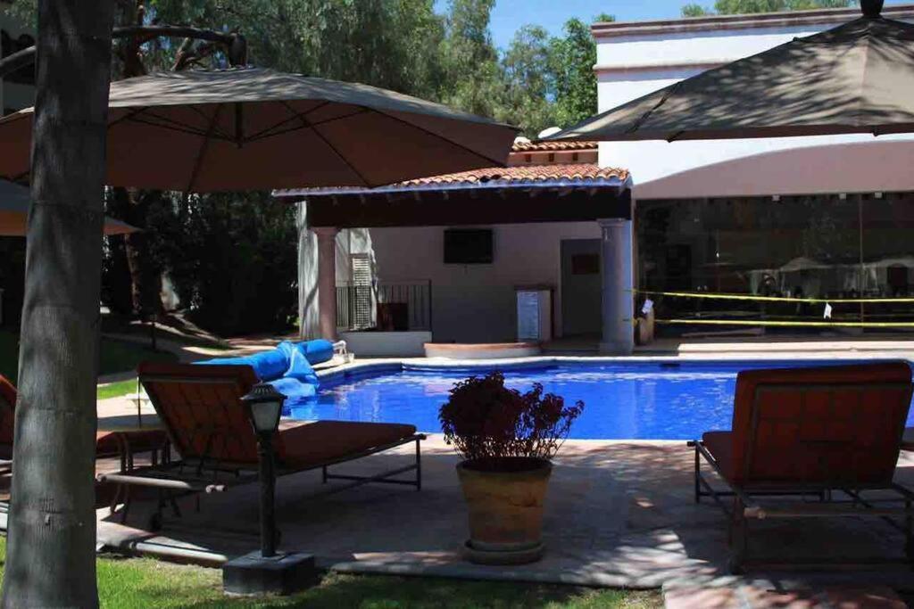 Elegante Habitacion Ideal Para Tu Estancia. San Miguel de Allende Luaran gambar